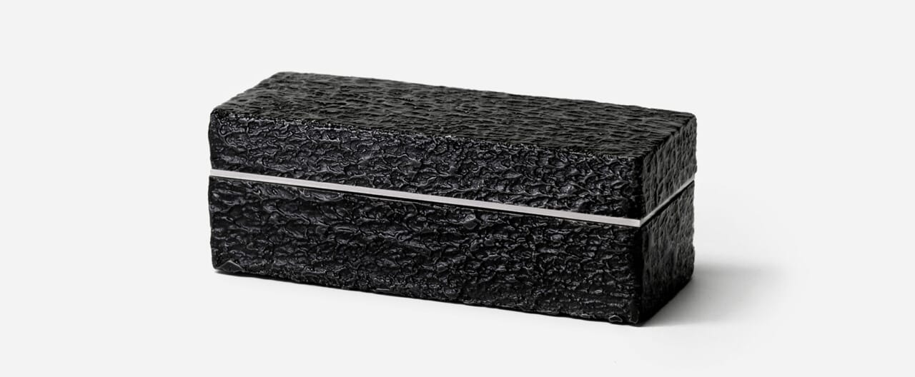 Ramar-Noir-brush_4_1280.jpg